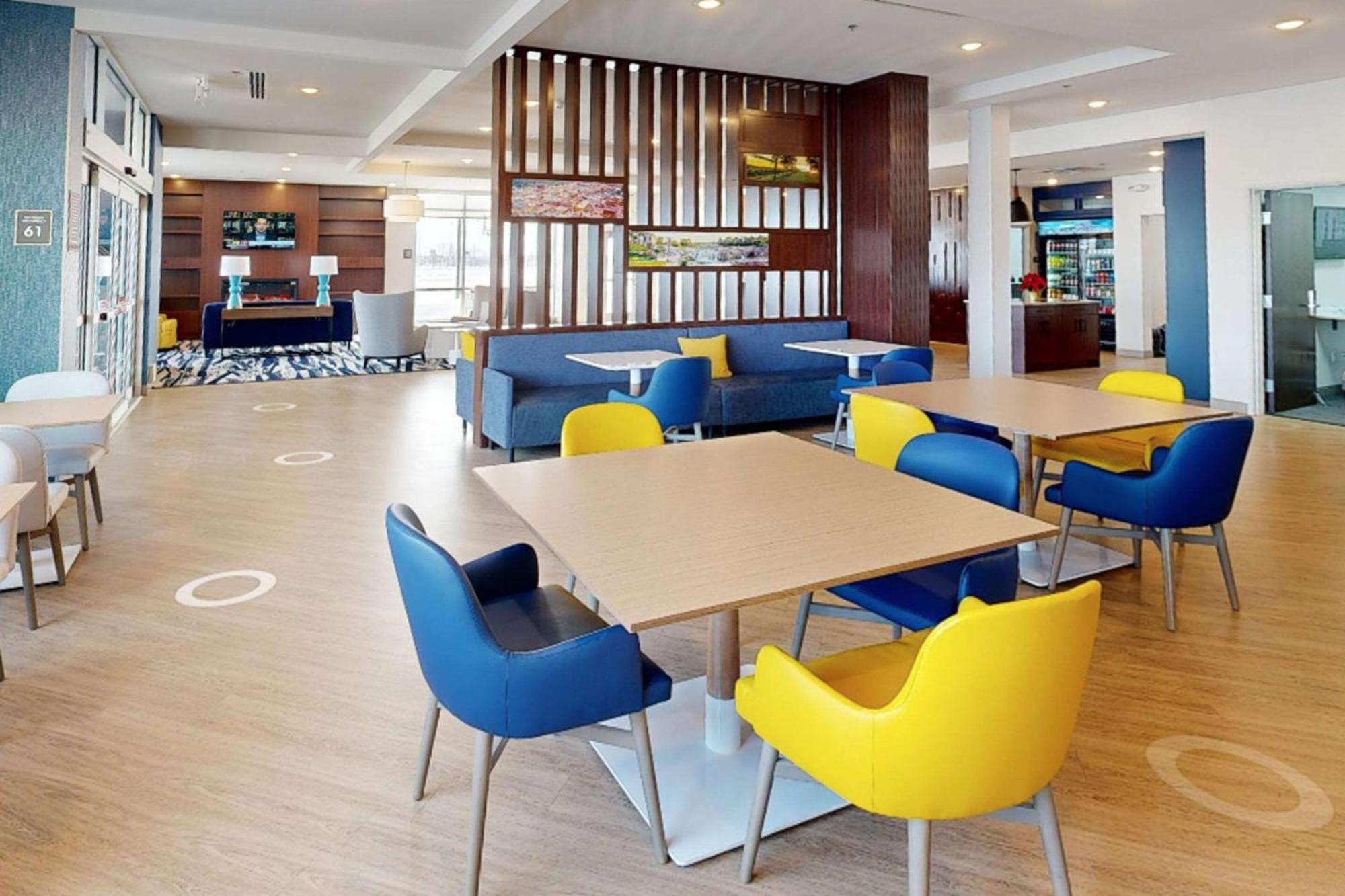 סו פולס Comfort Inn & Suites At Sanford Sports Complex מראה חיצוני תמונה