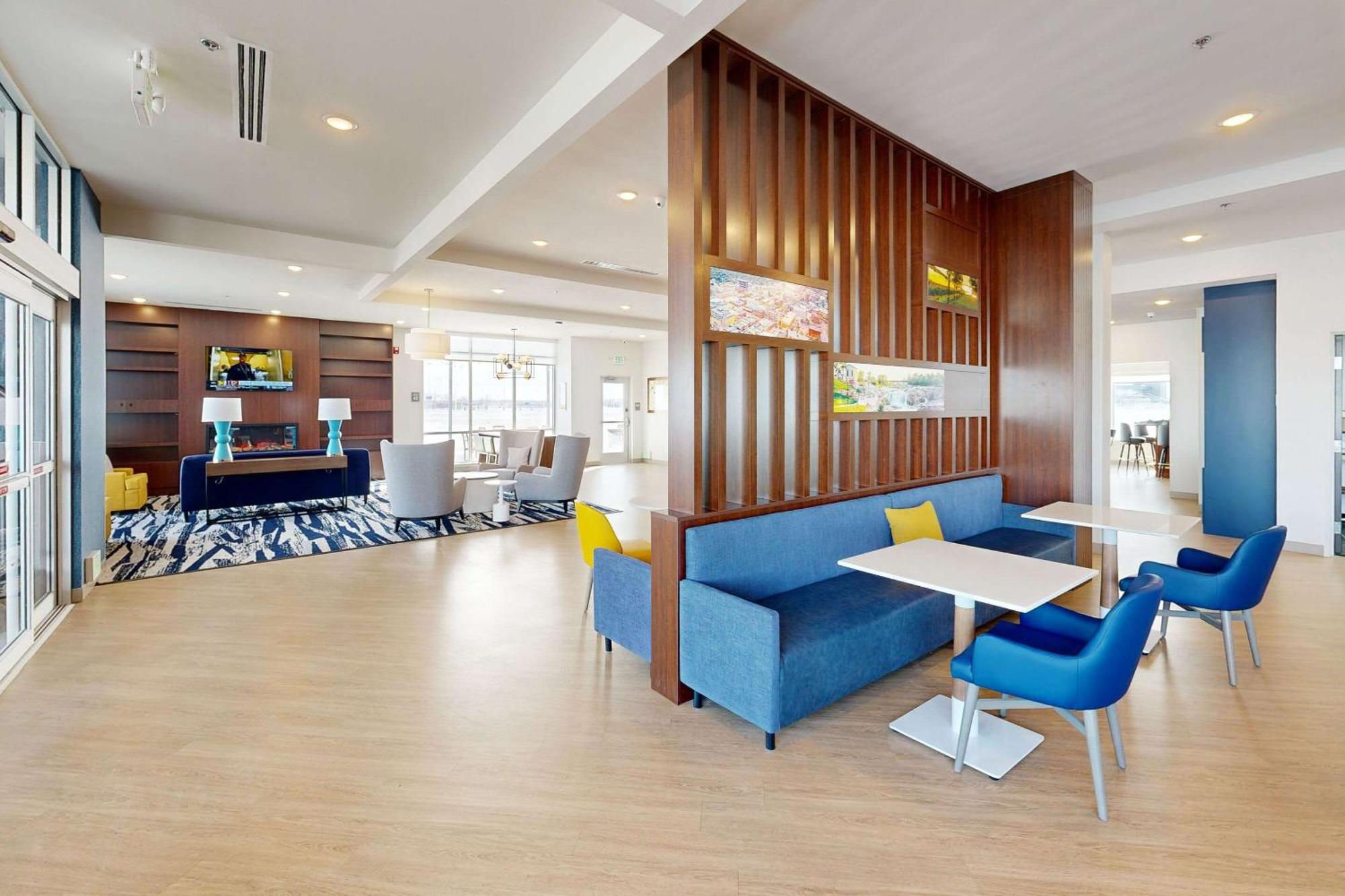 סו פולס Comfort Inn & Suites At Sanford Sports Complex מראה חיצוני תמונה